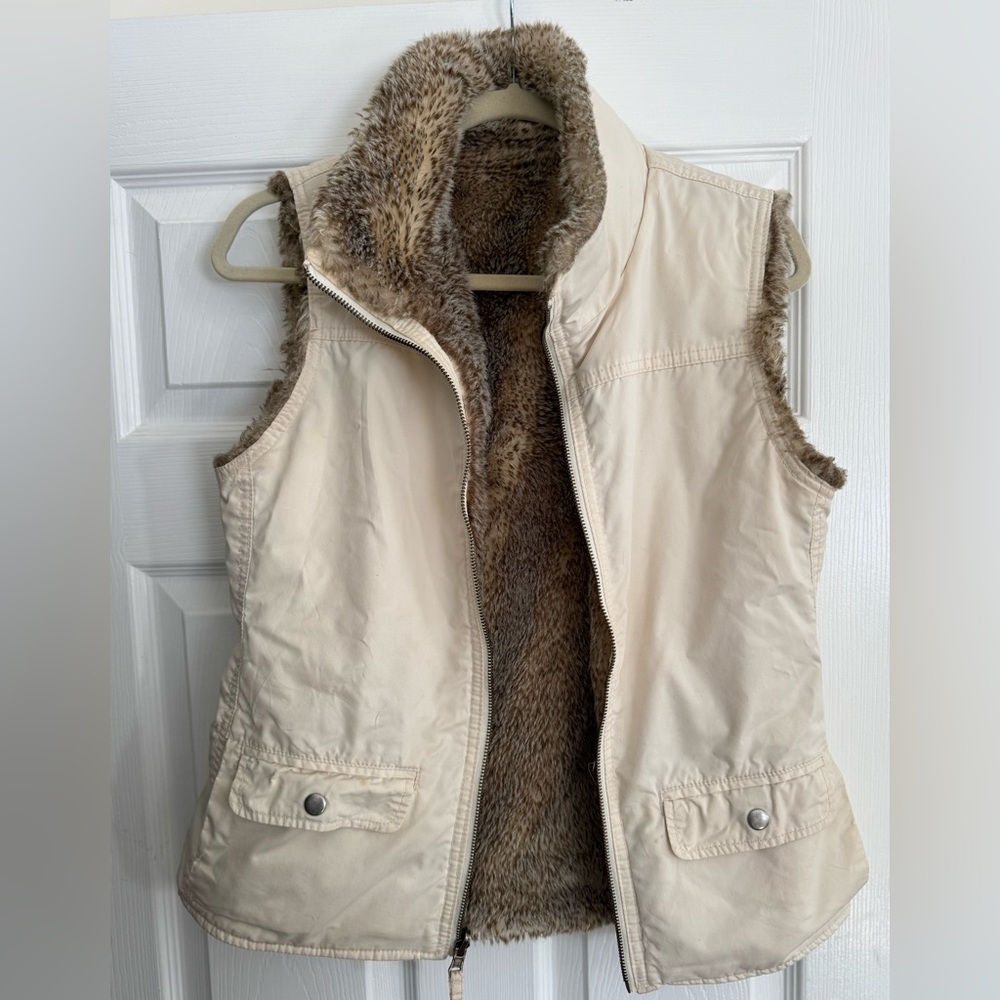 GAP Beige Faux Fur Vest